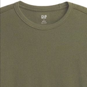 NEW W/TAGS - Mens Waffle-Knit Crewneck T-Shirt w/Pocket Long sleeve